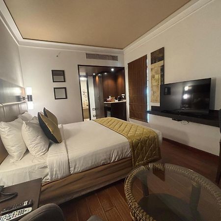 העיר בנגלור Iris The Business Hotel מראה חיצוני תמונה