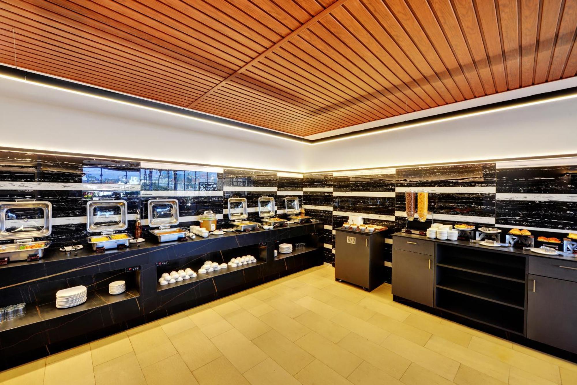 העיר בנגלור Iris The Business Hotel מראה חיצוני תמונה