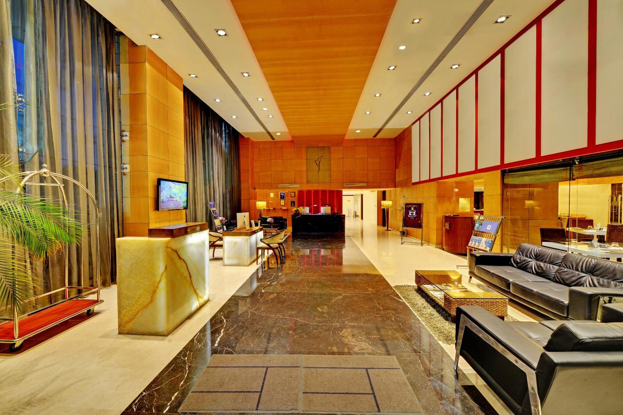 העיר בנגלור Iris The Business Hotel מראה חיצוני תמונה