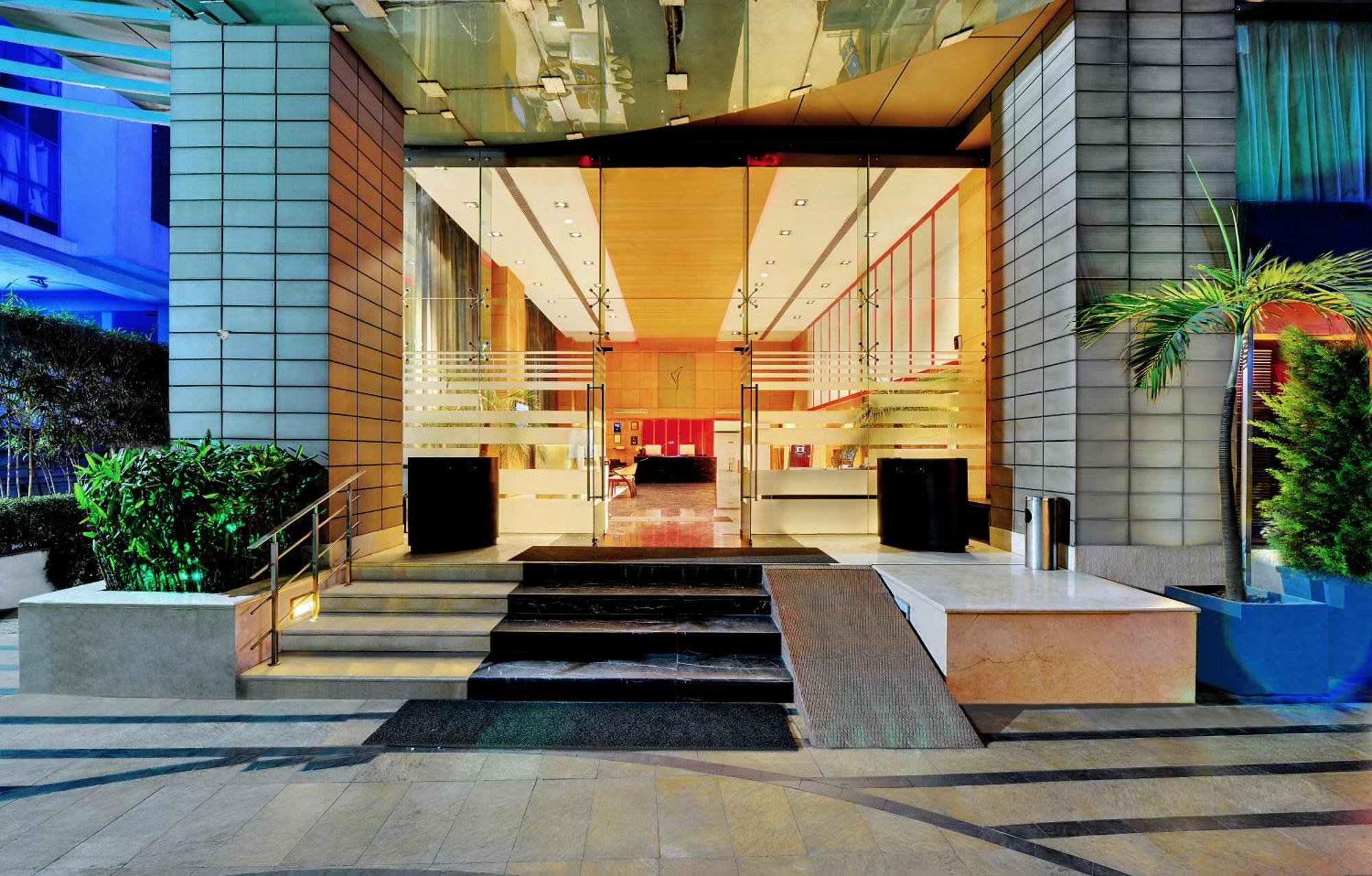 העיר בנגלור Iris The Business Hotel מראה חיצוני תמונה